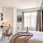 Artix - 1 chambre à Invalides